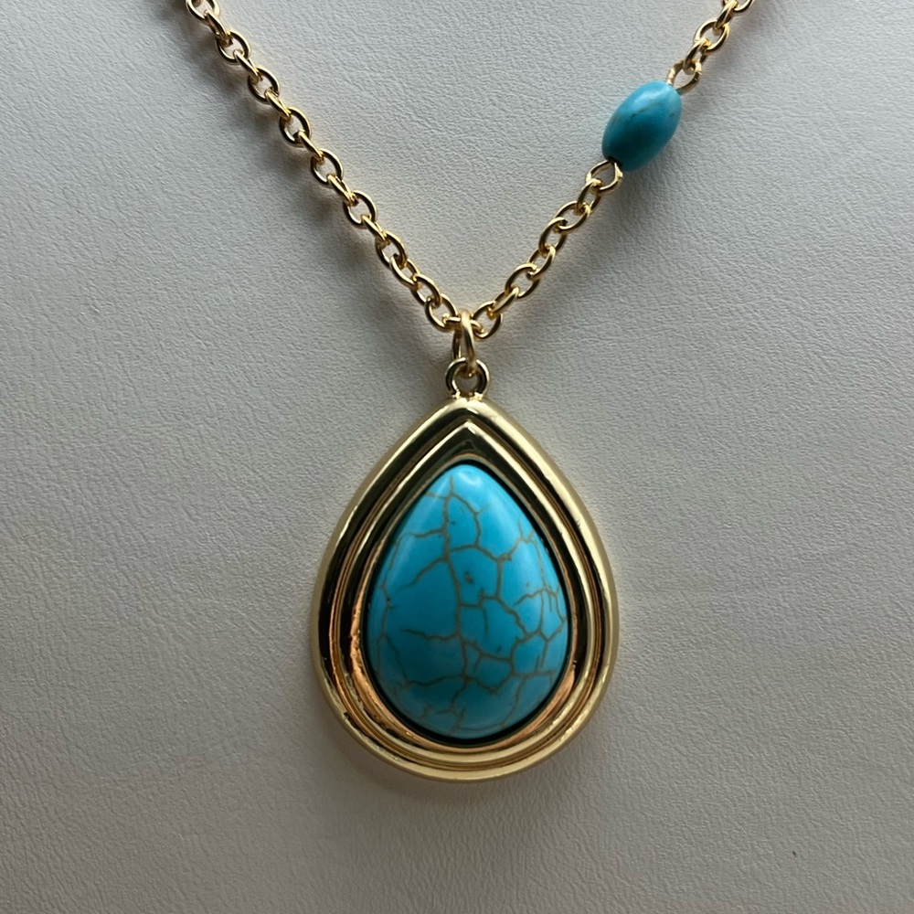 Gold and Turquoise Teardrop Pendant Necklace